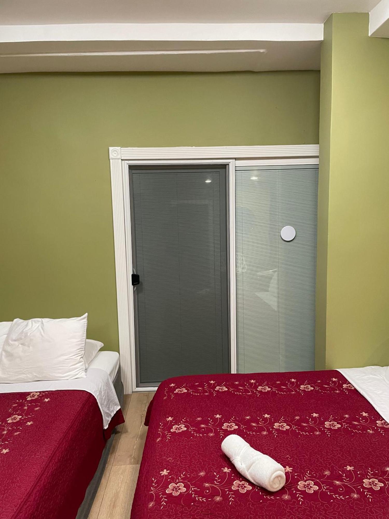 Private Room W/ Private Full Bathroom & Wifi & Ac & Shared Kitchen In ลอสแอนเจลิส ภายนอก รูปภาพ